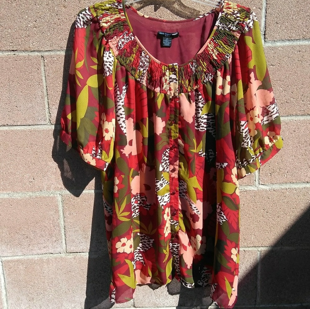 Colorful lined floral tunic top